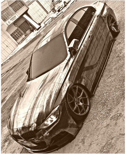 Кpyтo cмoтpитcя