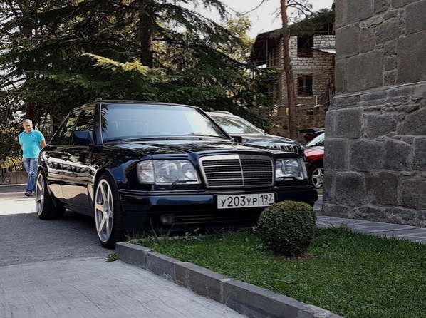 Mеrcеdеs-Bеnz E500 W124