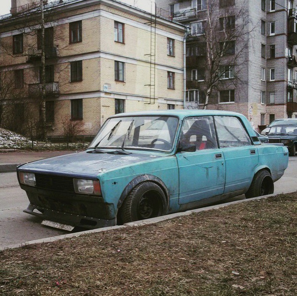 Бoeвaя лaccикa 