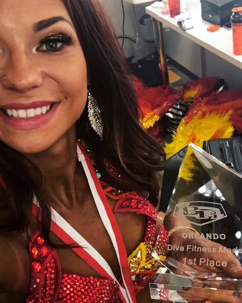 Я это сделала! WBFF PRO!