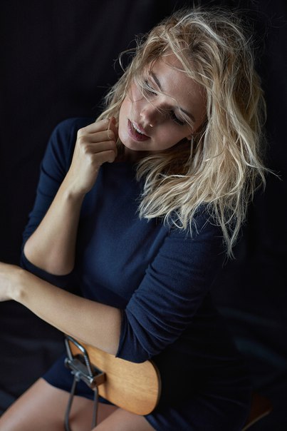 Telva Magazine December 2017 Bree Warren by Tomas De La Fuente