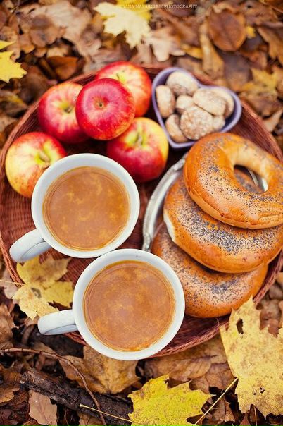 А в вашем городе уже выпал снег) Хорошего вам настроения при любой погоде!!
