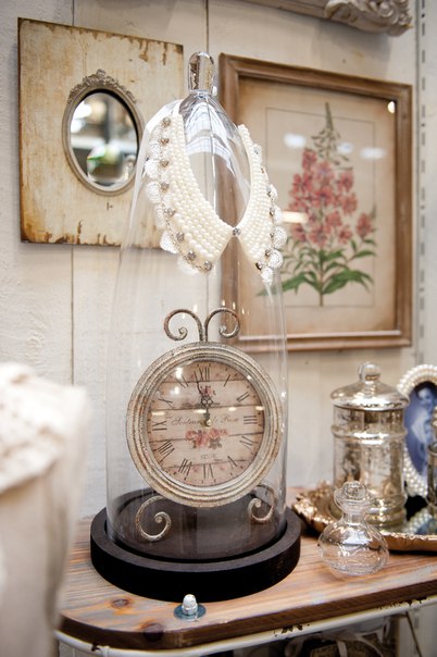 #Клош (#колпак) - аксессуар для создания своих уникальных композиций! Осенью в нем можно составлять композиции из сухоцветов, веток, свеч, листьев и мха, а также можно использовать гирлянду для создания волшебной атмосферы!!