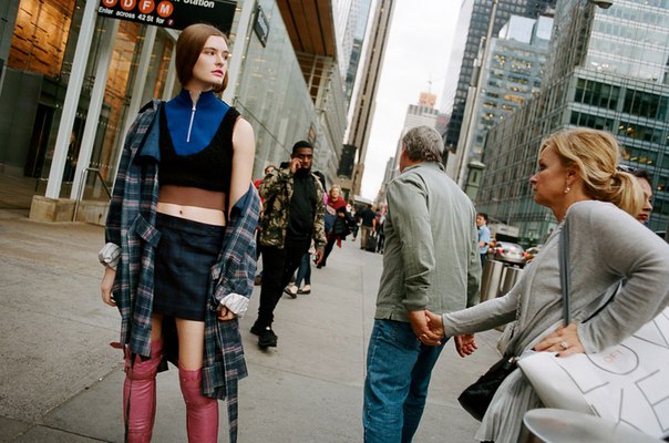 Nylon Magazine December 2017 Sophia Skloss by Kate Owen