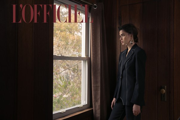 L’Officiel Azerbaijan December 2017 Hannah Cassidy by Vanessa Zican Feng