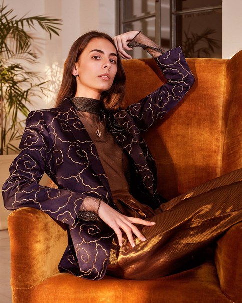 Harper’s Bazaar India December 2017 Valeria by Porus Vimadalal