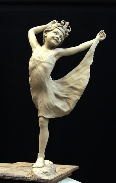 Angela Mia De la Vega