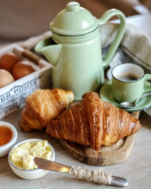 Не существует грусти, которую нельзя излечить завтраком!