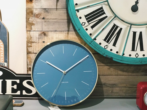 Счастливые часов не наблюдают, говорили они. Но разве может быть по-настоящему счастливым без таких часов 