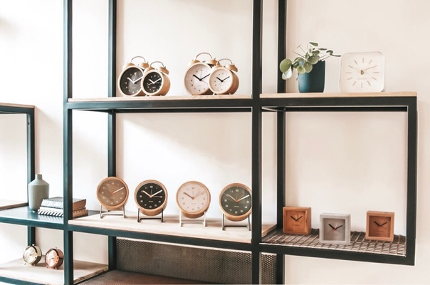 Время — драгоценный подарок, данный нам, чтобы в нем стать умнее, лучше, зрелее и совершеннее. 