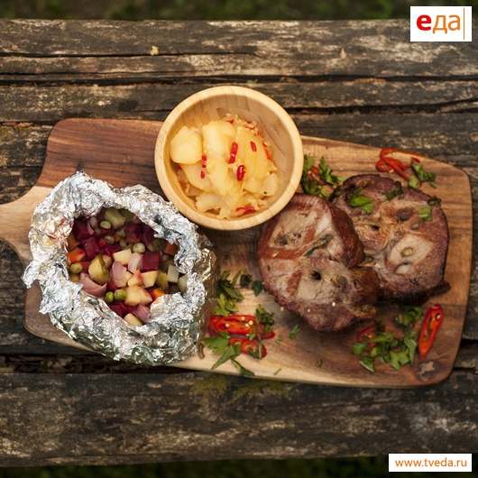 Лазерсон, мясо, гриль — ничего лишнего! 