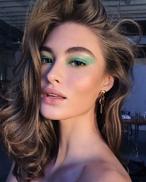 Model: Grace Elizabeth