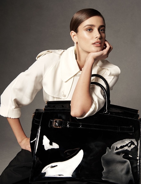 Taylor Hill Poses With Ralph Lauren’s New It Bag