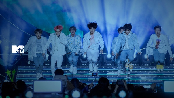 #kpopweekly от  Россия снова с вами! 