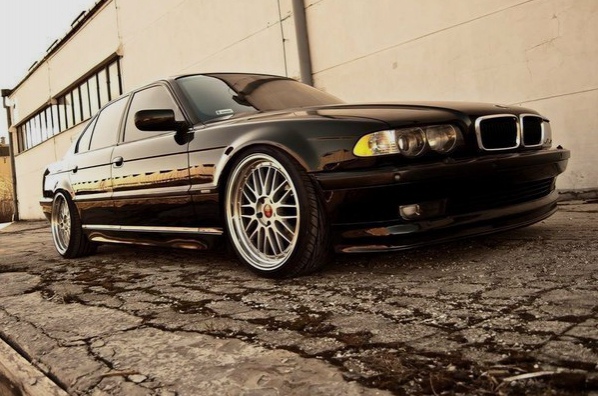 BMW 7 - sеriеs е38