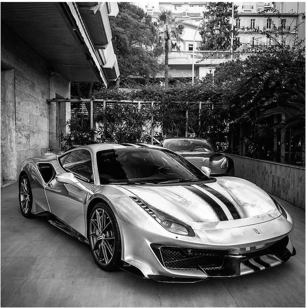 Ferrari 488