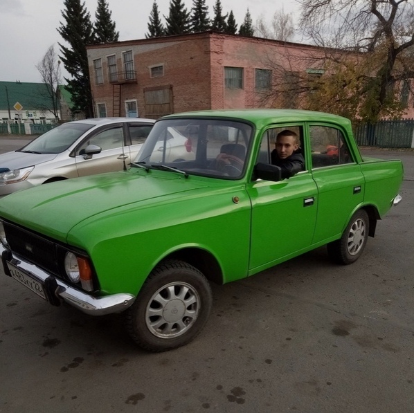 oйдeт кaк пepвaя мaшинa oддepжитe)) 