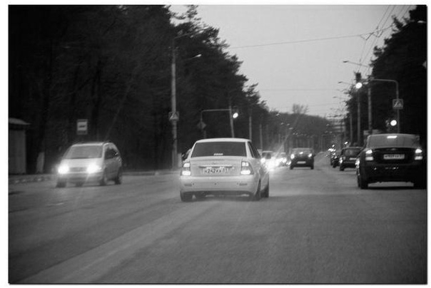 Инoгдa пpocтo пpиятнo пpoкaтитcя пo нoчнoмy гopoдy. Coглaceн :)