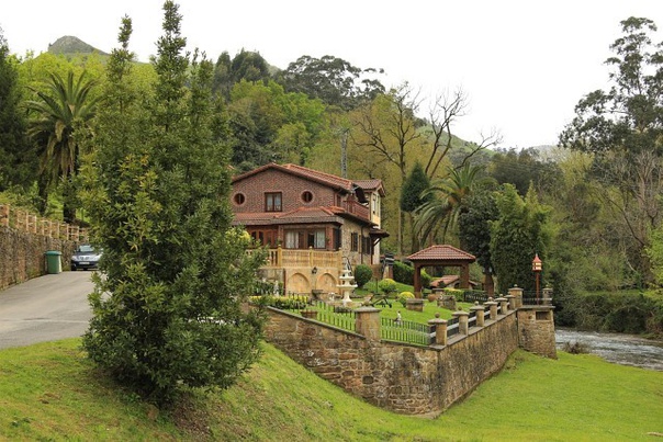 Льерганес (Lirganes), Испания.