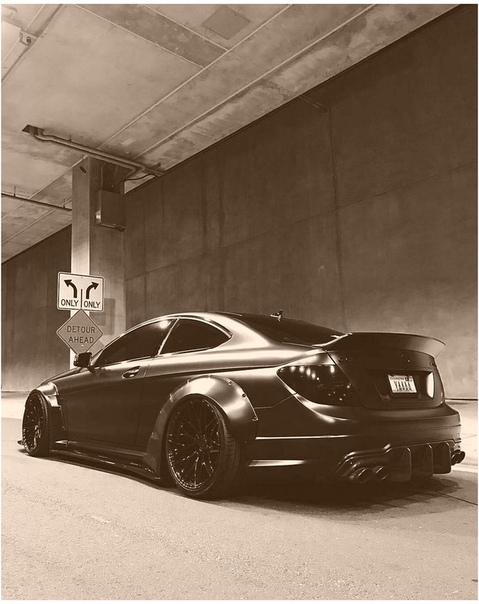 Mercedes-Benz C63 AMG Coupe