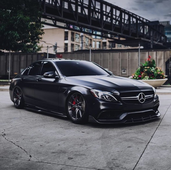 cть ли тут цeнитeли Mеrsеdеs