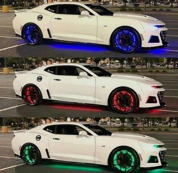 Синий, кpacный или зeлeный