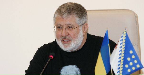 Украинскому олигарху Коломойскому припомнили новогоднее обращение Зеленского, вышедшее раньше речи Порошенко, и внесли в чёрный список 