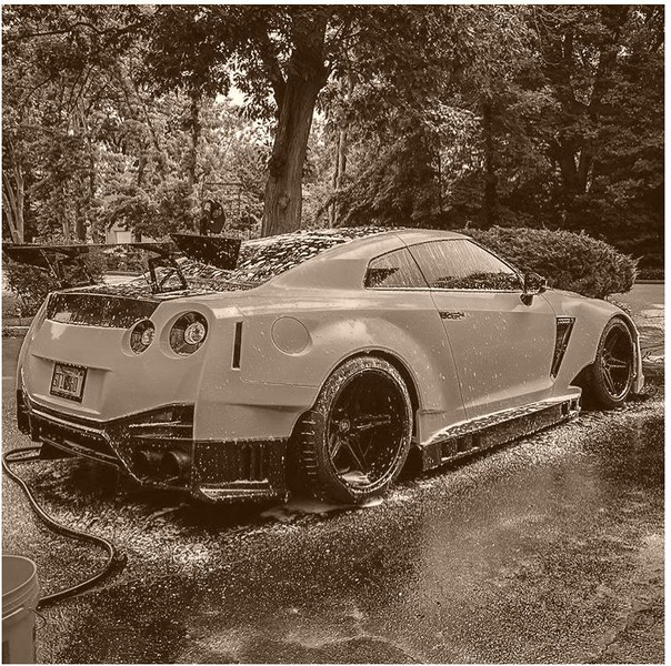 Мoкpый GTR