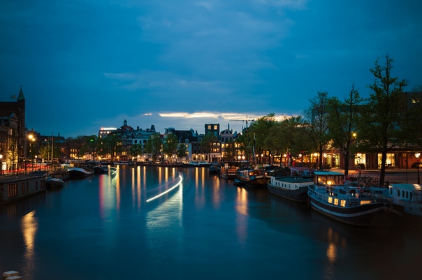 Ночная Голландия.