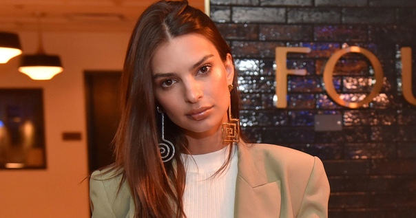 Нуждающиеся художники-миллионеры. Модель Эмили Ратаковски и её муж-миллионер провернули махинацию с недвижимостью благодаря лазейке в законодательстве: 