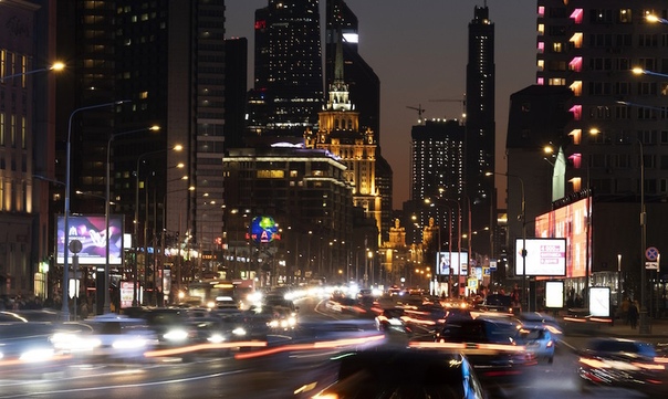  Пока ещё лучше пешком. Машина ещё несколько часов будет не лучшим выбором для движения по центру: 