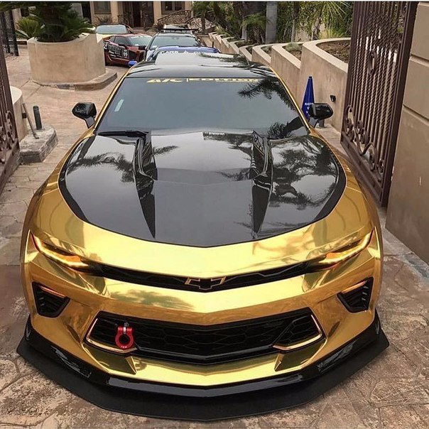 Gold Camaro