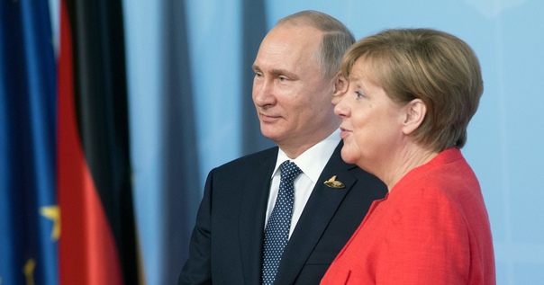 Меркель выступила за диалог с Россией по ситуации в Сирии и на Украине: 