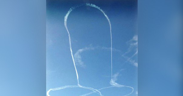 Американских пилотов накажут за нарисованный на небе пенис: 