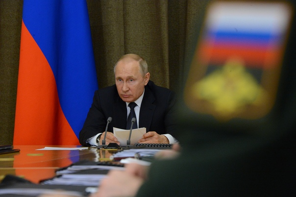Владимир Путин заявил о необходимости ускорить создание защиты от гиперзвукового оружия: 